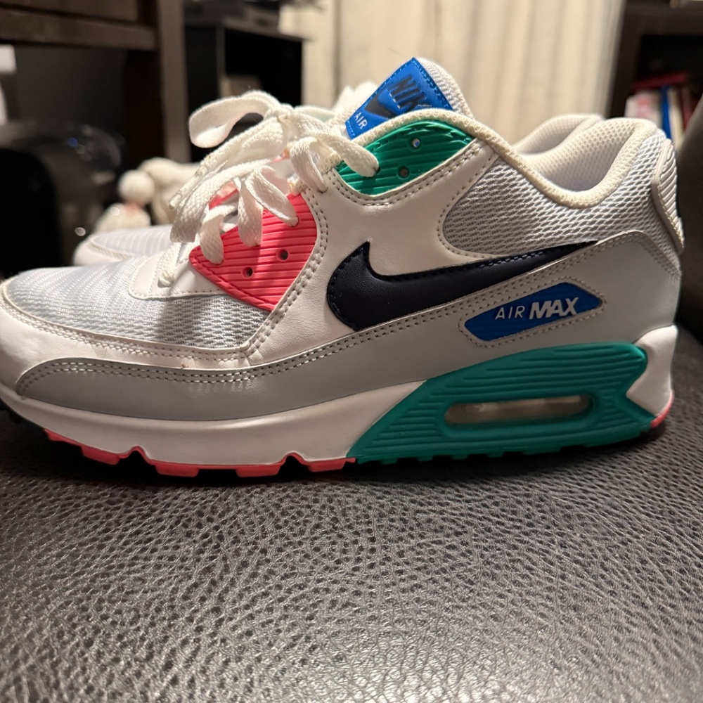 Nike Air Max Sneakers Black, Teal, and Salmon Colors | Barely Worn | Size 8" - Picture 2 of 6